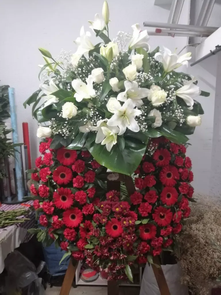 Corona de flores de funeral